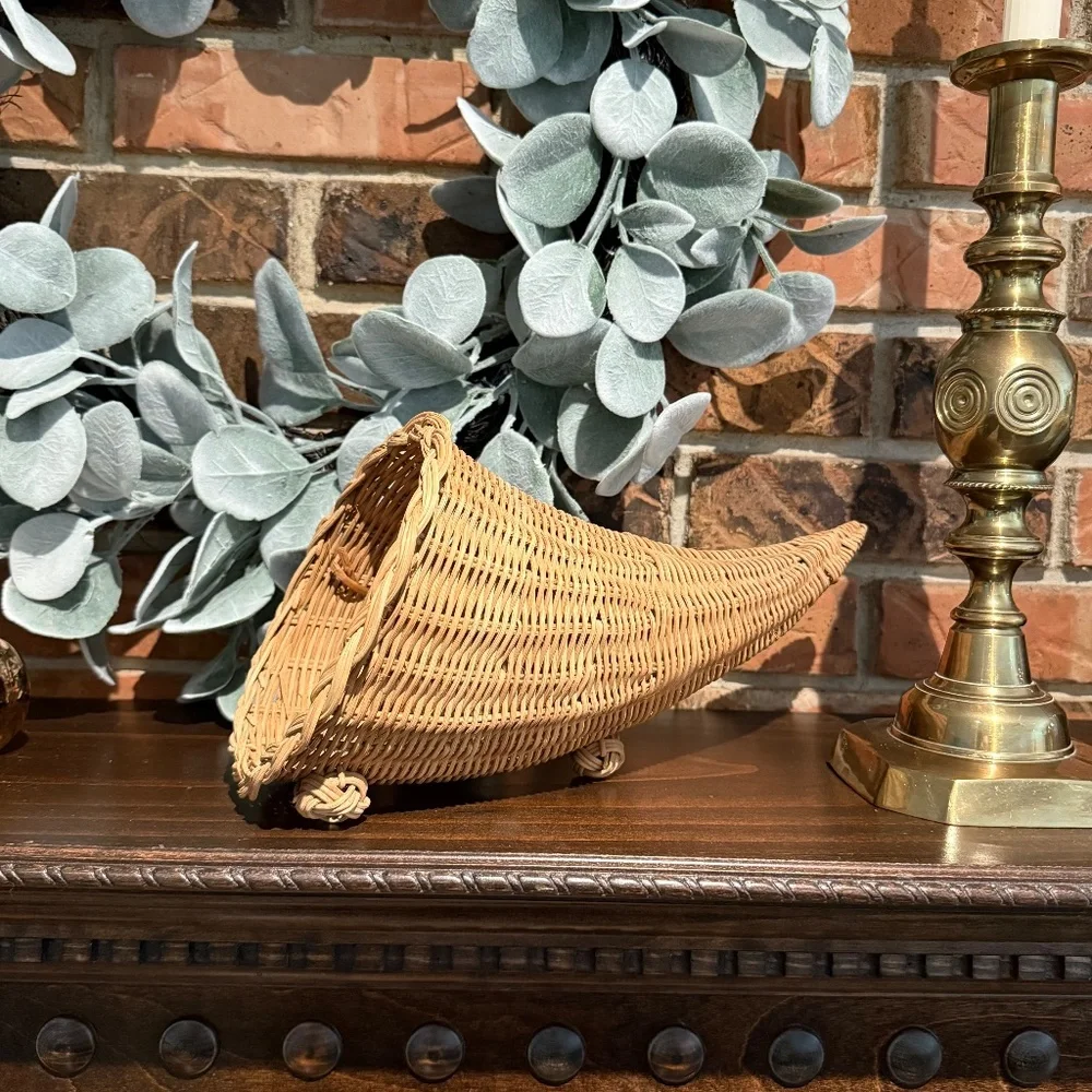 Vintage Woven Natural Fiber Wicker Horn-of-Plenty Cornucopia Basket Farmhouse